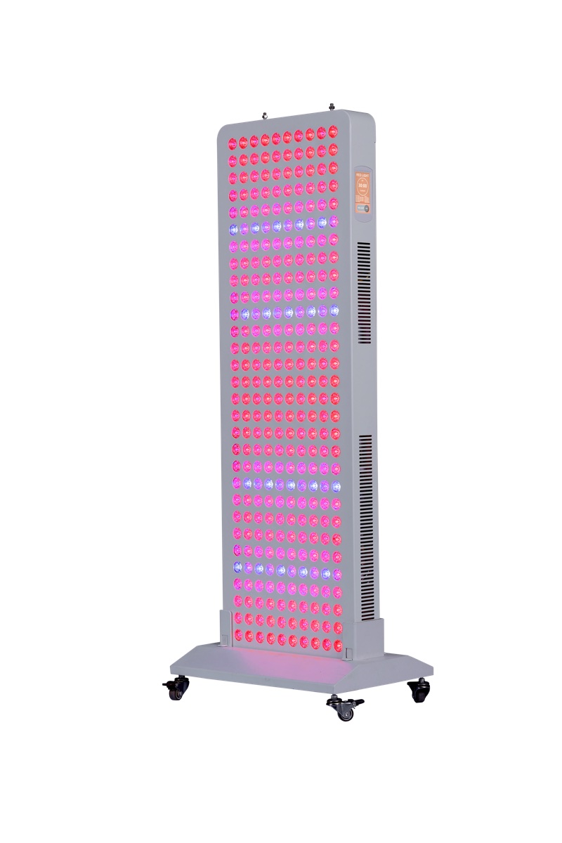 RED LIFE PRO1500 จับคู่กับขาตั้งพื้นพร้อมล้อเลื่อน